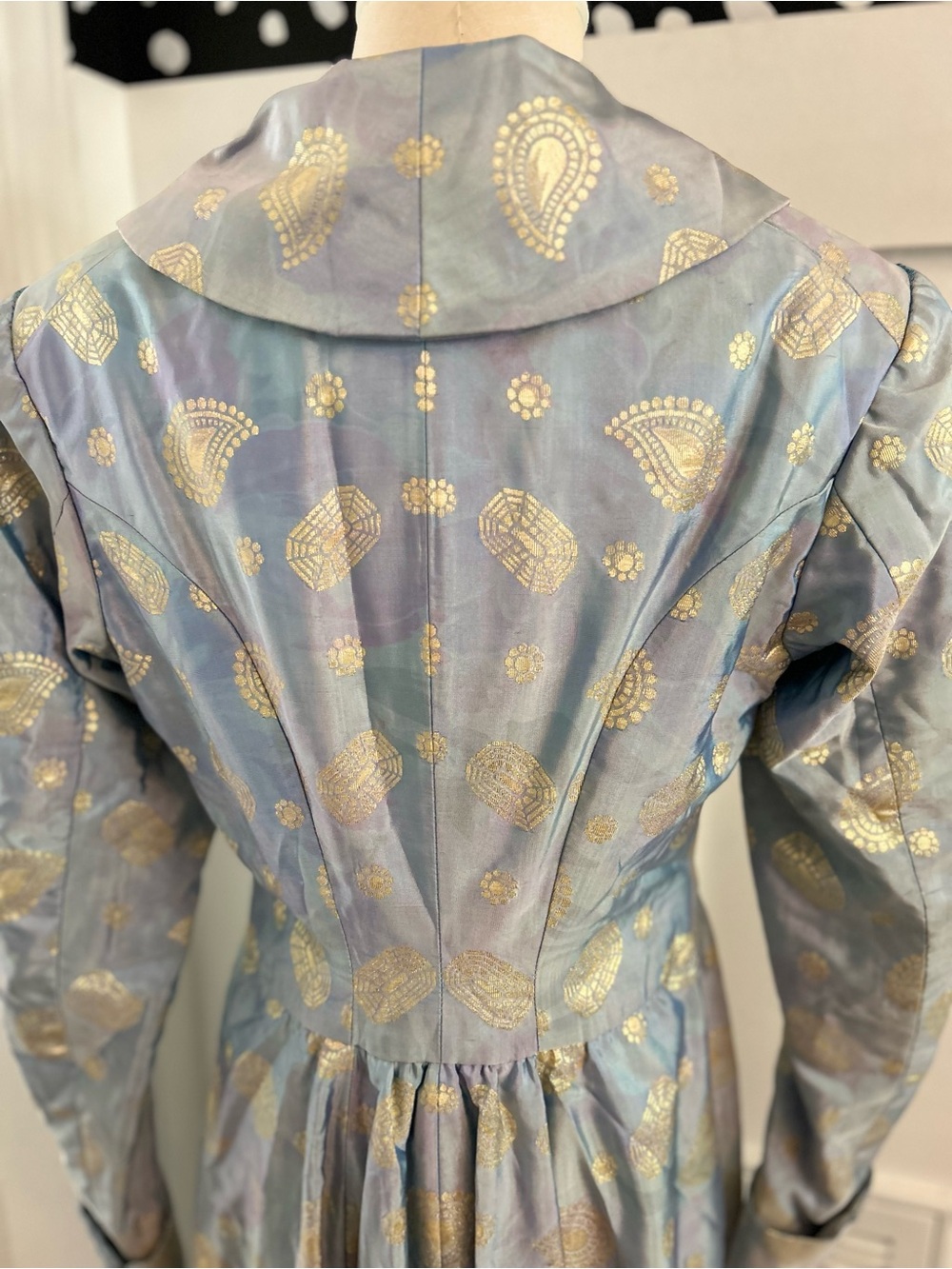 Vintage Milwaukee Repertory Theater Brocade Opera Coat Dress Costume - Picture 8 of 10